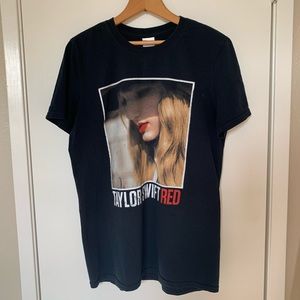 Taylor Swift RED Concert Tee